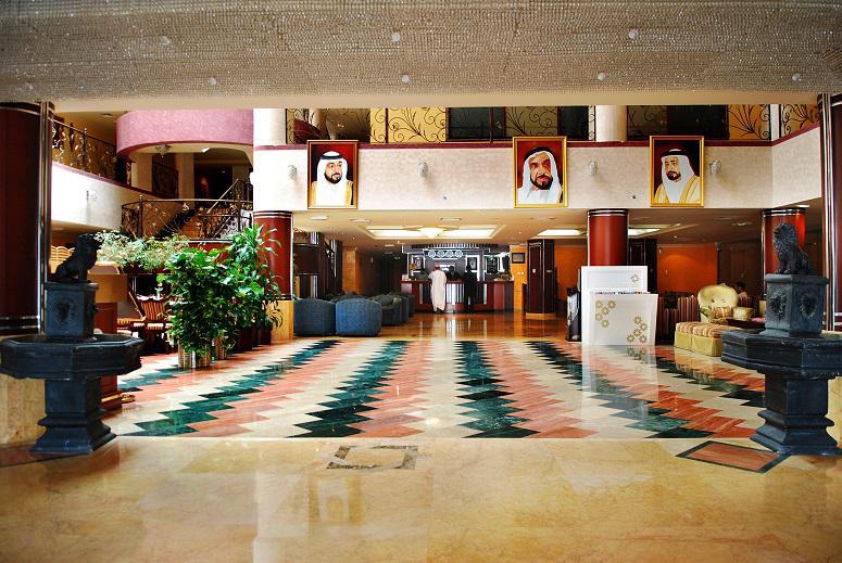 อัล บัสตั้น โฮเต็ล Hotel ชาร์จาห์ ภายนอก รูปภาพ