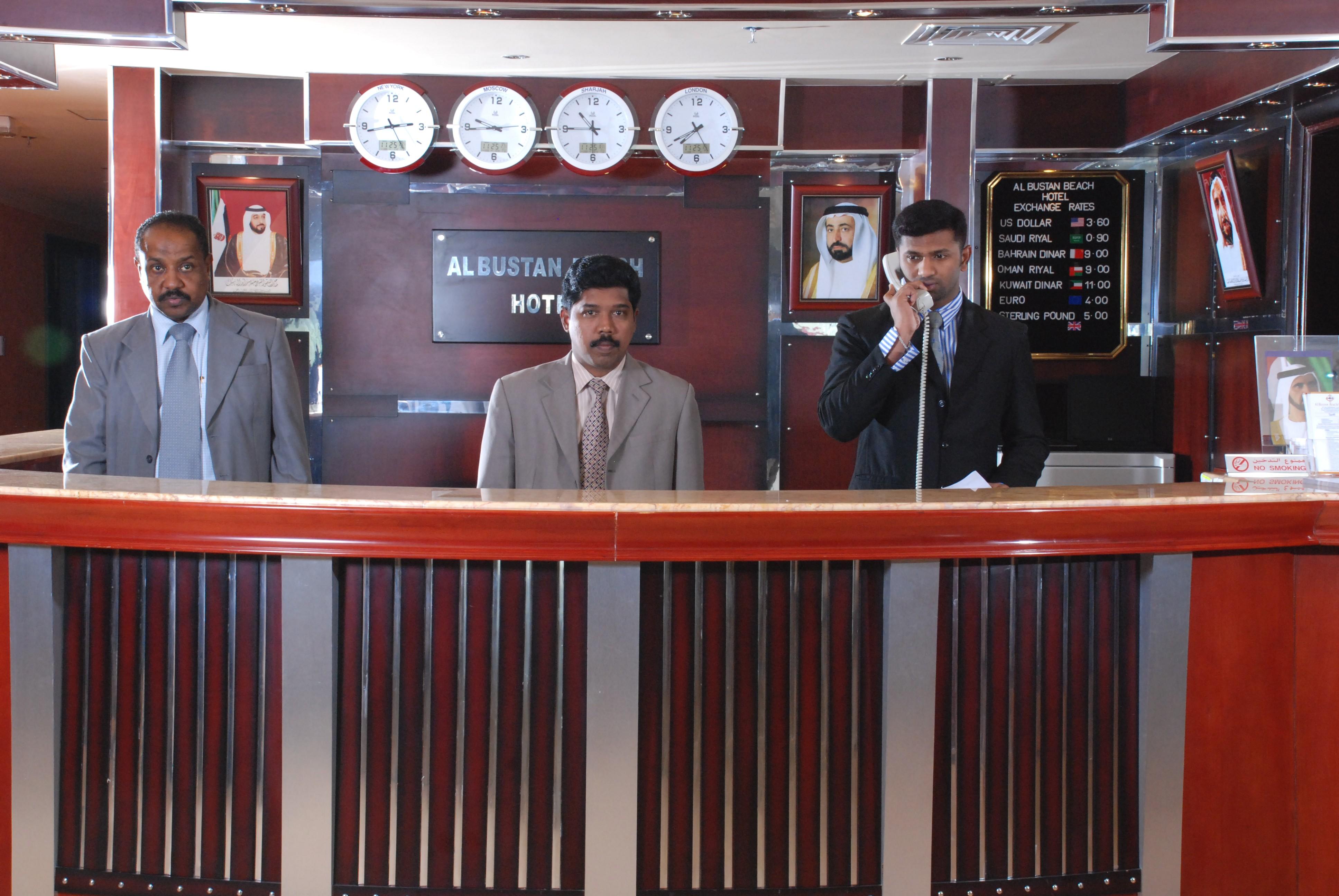 อัล บัสตั้น โฮเต็ล Hotel ชาร์จาห์ ภายนอก รูปภาพ