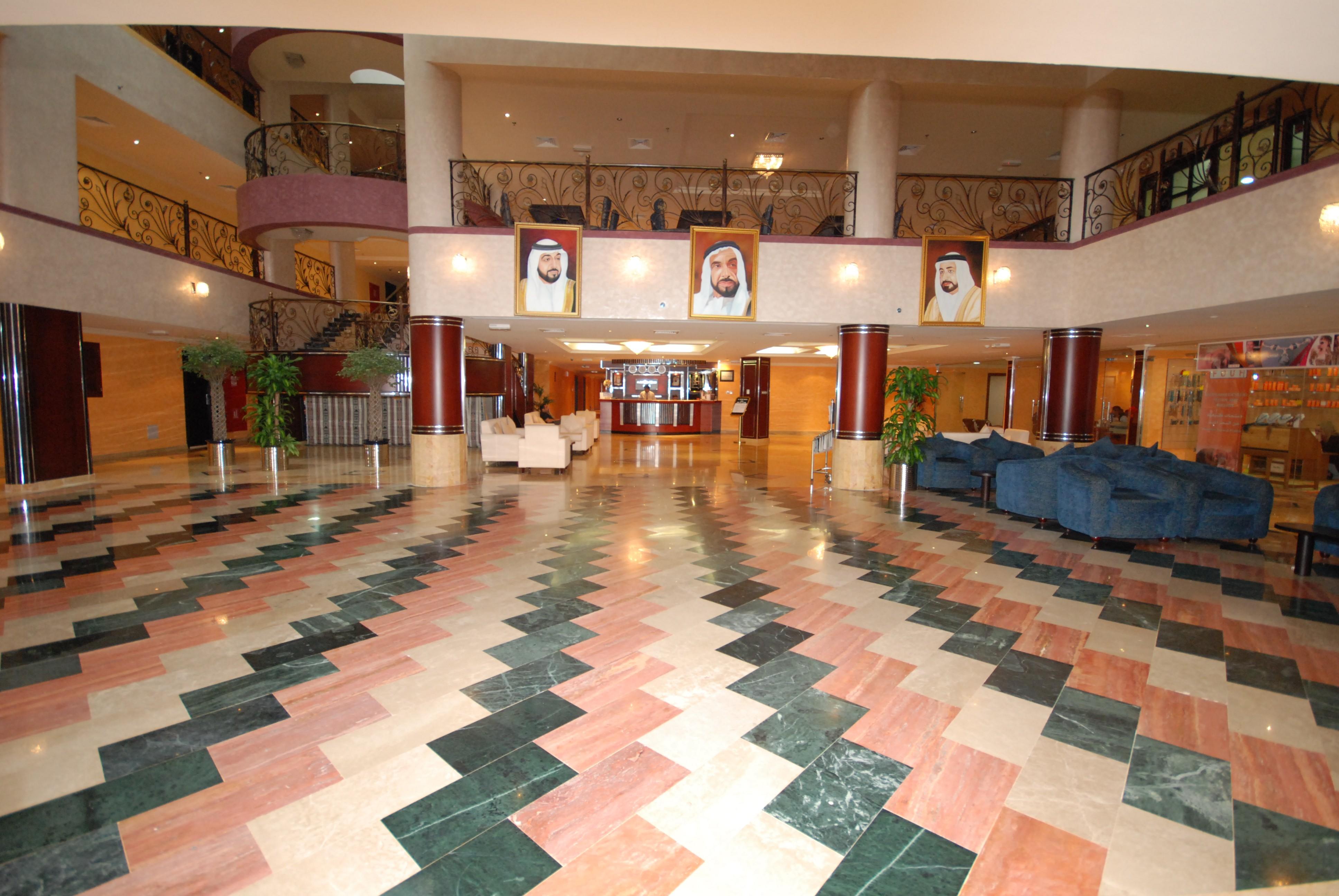 อัล บัสตั้น โฮเต็ล Hotel ชาร์จาห์ ภายนอก รูปภาพ